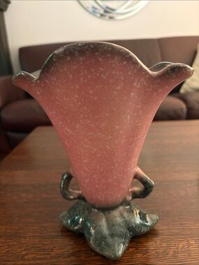 Hull Pottery Art Deco Pink Art Glass Decorative Vase by